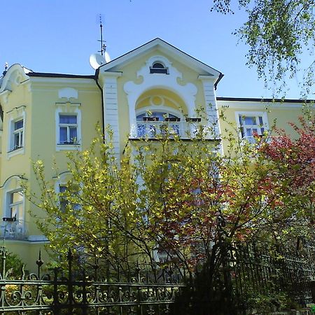 Villa Sonnenstrahl Mariánské Lázně Exteriör bild