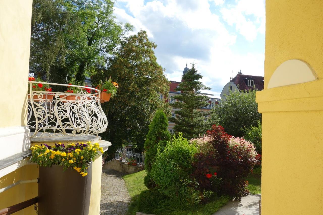 Villa Sonnenstrahl Mariánské Lázně Exteriör bild
