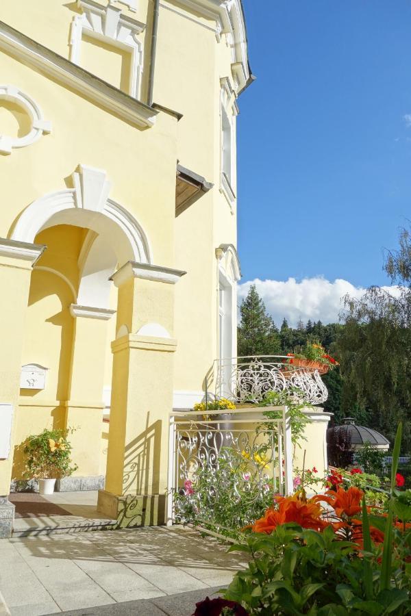 Villa Sonnenstrahl Mariánské Lázně Exteriör bild